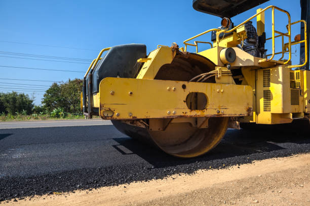 Best Driveway Paving Contractor  in Cleveland, AL